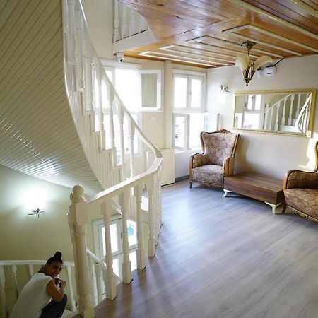 מודניה Lafontaine Konak Otel מראה חיצוני תמונה